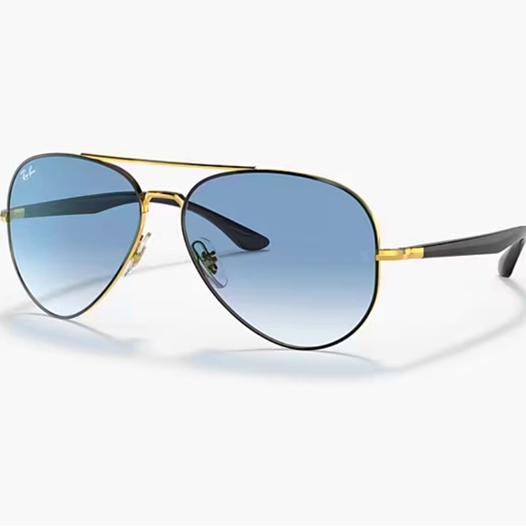Ray-Ban Accessories - Unisex new never worn Ray Ban blue graduated aviator’s. So hot!
